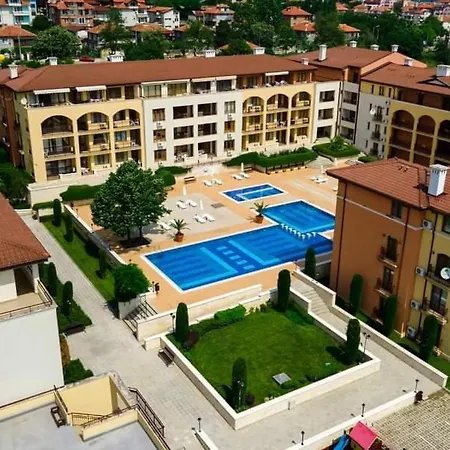 Apartment чудесно място с басейн 