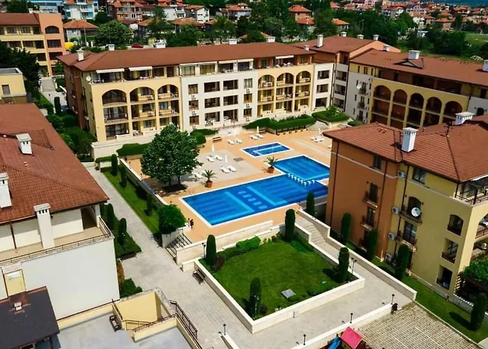 Apartment чудесно място с басейн 