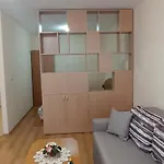 чудесно място с басейн 