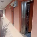 чудесно място с басейн 